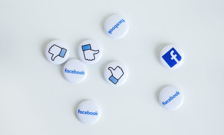 Facebook 广告优化实战指南：爆款文案 + 素材技巧，提升转化超 50%